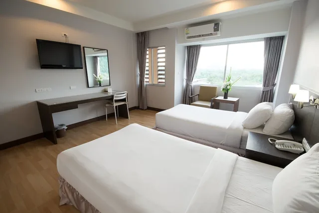 غرفة ديلوكس، Sinkiat Buri Hotel 2/4