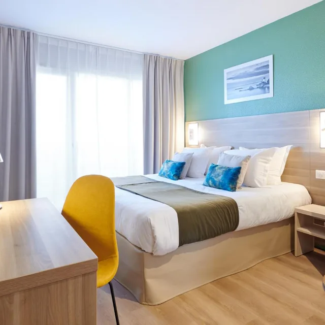 Room, Twin Beds, Hotel Les Terrasses D Atlanthal 2/10
