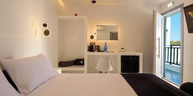 Superior, Queen Bed, Sea View, Shared Balcony, Tataki Hotel 10/10