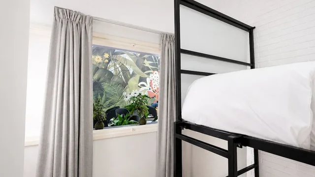 Compact, Twin Beds, Bunk Bed, Private Bathroom، Socialtel Salta Argentina 4/8
