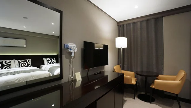 غرفة ديلوكس بسرير مزدوج أو سريرين منفصلين، Insadong Crown Hotel 9/10