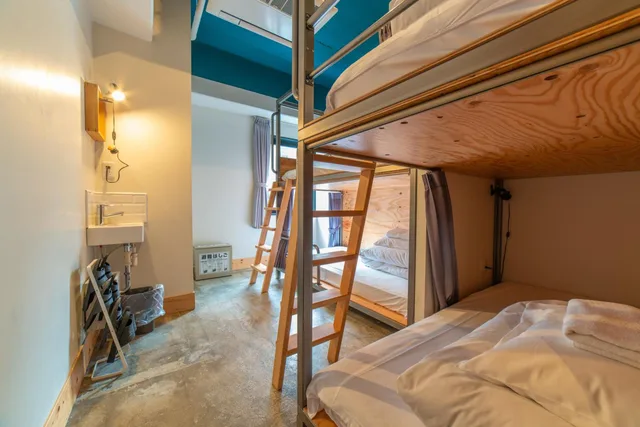 غرفة رباعية بحمام مشترك، Wise Owl Hostels Shibuya 2/7