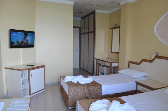 جناح، Ayvalik Palas Hotel 5/8