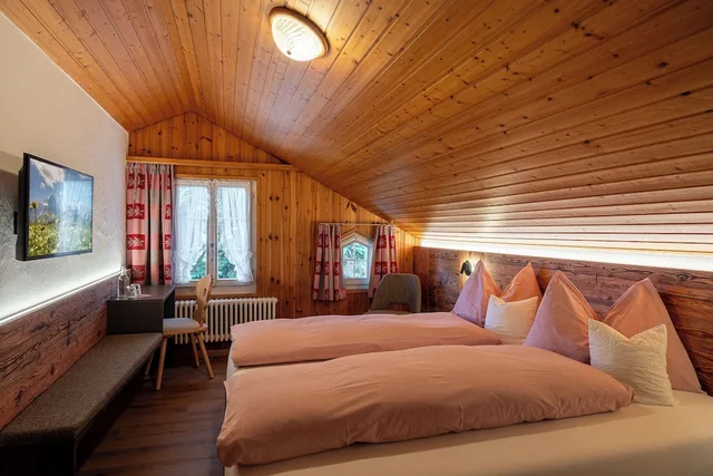 شاليه قياسي بسريرين منفصلين، Hotel Alpenblick 3/7