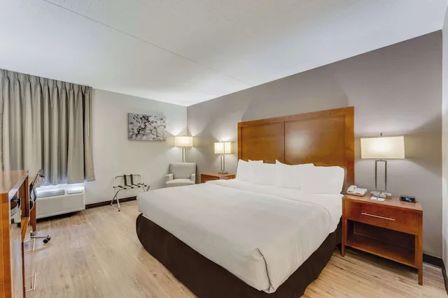 غرفة قياسية بسرير كينج، Quality Inn Easton, PA 1/1