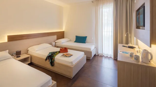 Room, Triple, Adria 2/4