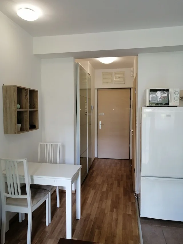 استوديو بشرفة مع أريكة، CORVIN CENTER SUITES 9/10