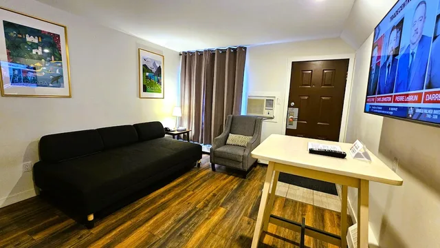 شقة سكنية قياسية بسريرين كوين بمطبخ صغير، Cloud 9 Inn 6/10