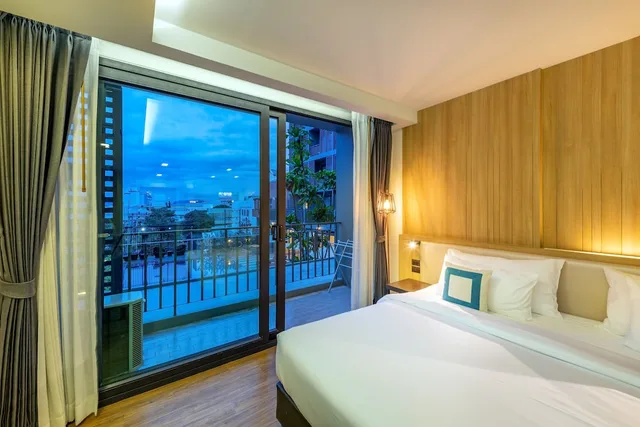 غرفة ديلوكس بسرير مزدوج بإطلالة على المسبح، Plaai Prime Hotel (ex D Varee Diva Central Rayong) 1/5