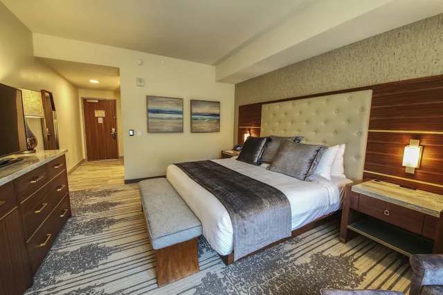 غرفة سوبيريور بسرير كينج، Legacy Resort Hotel And Spa 1/5
