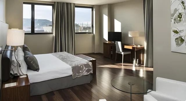 غرفة سوبيريور مفردة بسرير كينج، Hotel Catalonia Ramblas 1/1