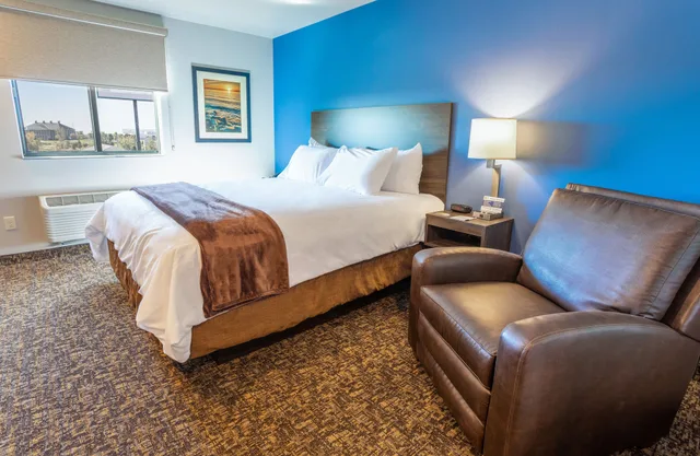 غرفة بسرير كوين لذوي الإعاقة، Executive Residency by Best Western Medford 4/7