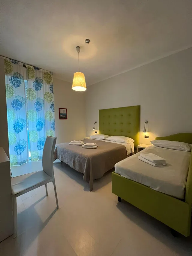 غرفة بسرير مزدوج، Hotel Leonardo &amp; Residenza Marconi 1/10