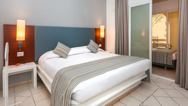 غرفة قياسية ثلاثية، Djerba Aqua Resort 1/2