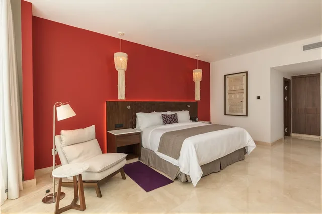 Camino Real Club, King Bed, City View، Camino Real Merida 3/5