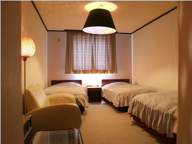 غرفة ثلاثية بثلاثة أسرّة بحمام خاص، Kagura White Horse Inn 2/2