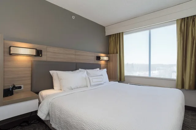 جناح بسرير كينج مع سرير سحّاب إضافي مع أريكة، SpringHill Suites by Marriott Charlotte Concord Mills Spdwy 1/4
