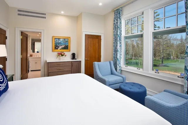 Garden, Deluxe, King Bed، The Inn At Stonecliffe 1/7