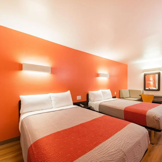 Room, Quadruple, Motel6 Fort Worth, TX - North - Saginaw 8/10
