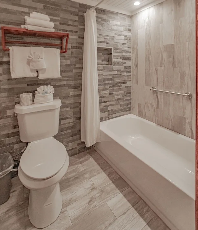 غرفة كلاسيكية بسريرين كوين، Arbors at Island Landing Hotel Suites 8/10