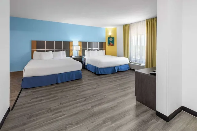 جناح استوديو بسريرين كينج، Days Inn & Suites by Wyndham Lubbock Medical Center 2/4