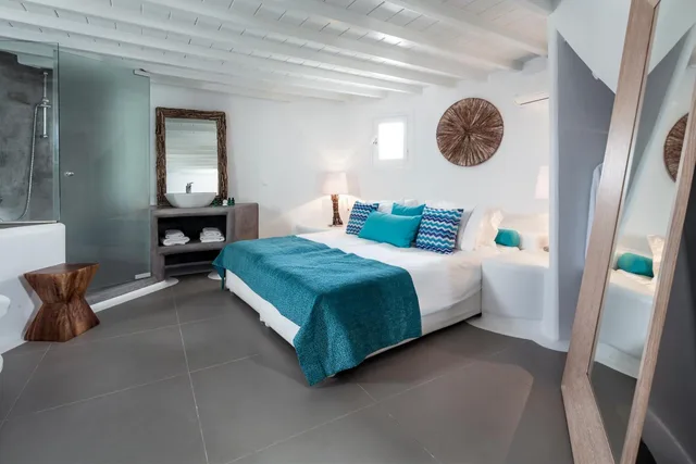 Windmill, Traditional, Outdoor Jetted Tub، Absolute Mykonos Suites More 1/1