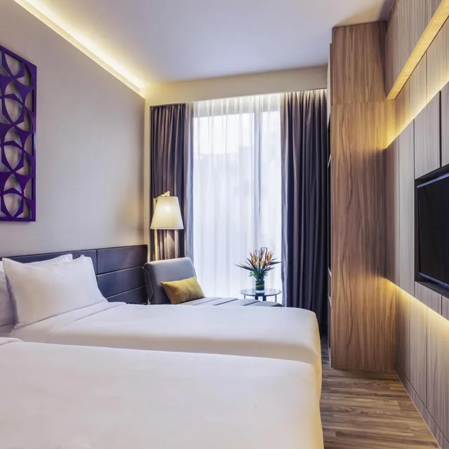 غرفة بريفيليج بسريرين منفصلين مع دخول الصالة في طابق مرتفع، Mercure Singapore On Stevens 4/10