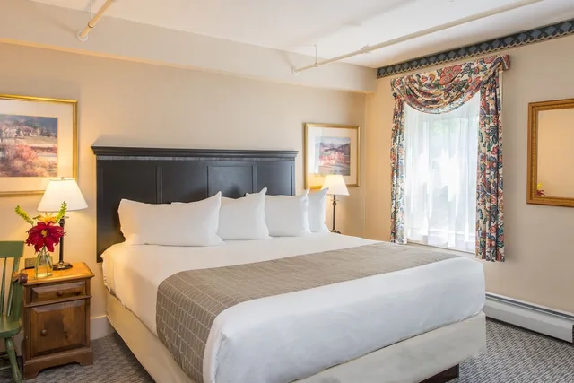 غرفة بسرير كينج بإطلالة على الجبل، Eagle Mountain House And Golf Club 3/4