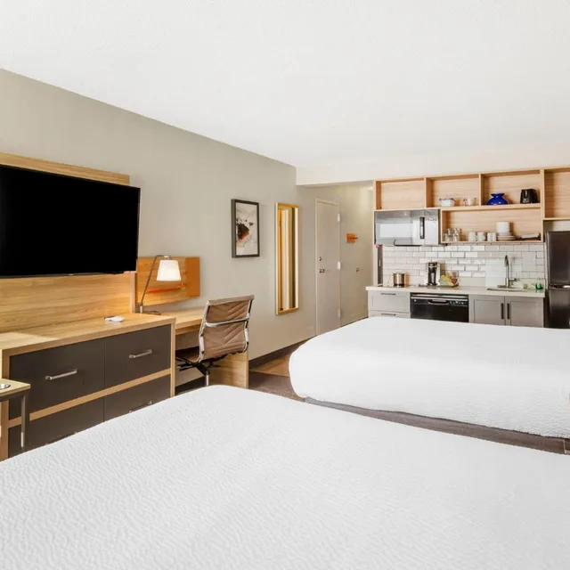 جناح استوديو بسرير كوين يُسمح فيها بالحيوانات الأليفة، Candlewood Suites - Roanoke - Valley View, an IHG Hotel 1/5