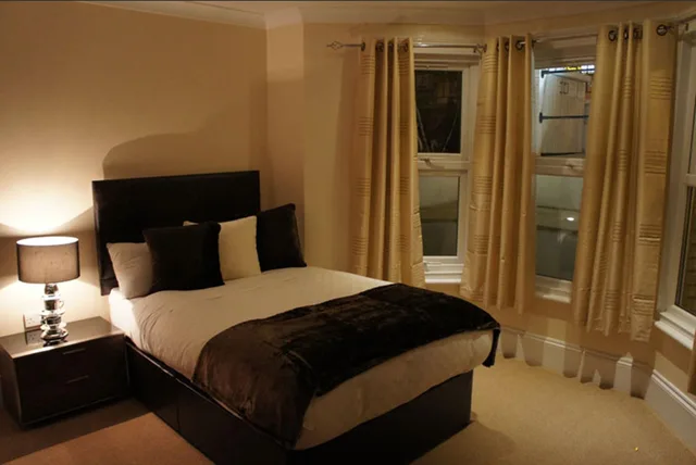 Standard, Double Bed, Sapphire Hotel 1/4