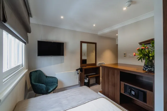Inner, Double Bed، London House Hotel 6/9