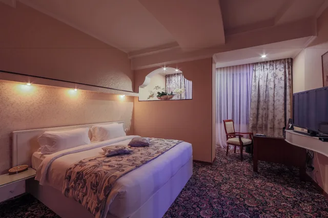 جناح تنفيذي بسرير كينج، Jannat Regency 4/9
