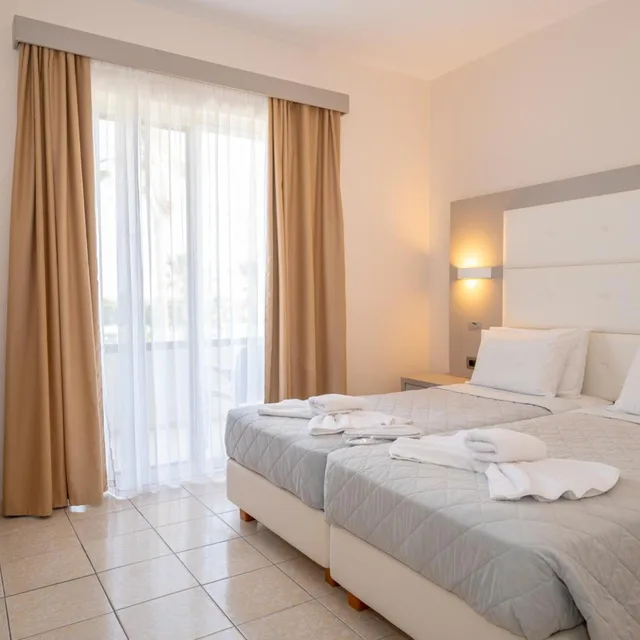 غرفة مفردة، Costa Angela Seaside Resort 1/10
