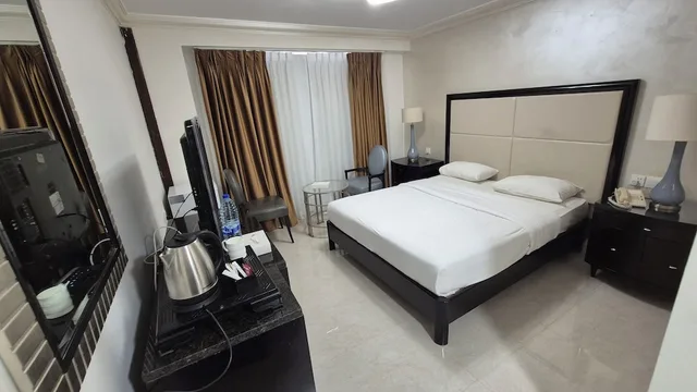 غرفة قياسية بسرير مزدوج، LE VENDOME HOTEL 2/3