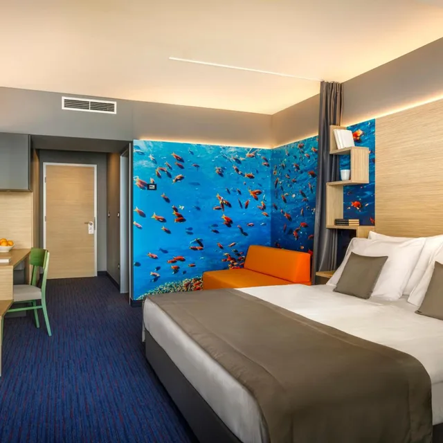 غرفة سوبيريور عائلية بإطلالة على البحر بشرفة، Hotel Icici 1/8