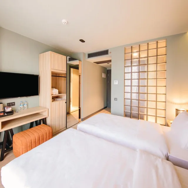 Room, Double or Twin Bed, Street View, Sandali Metekhi Boutique hotel 1/6