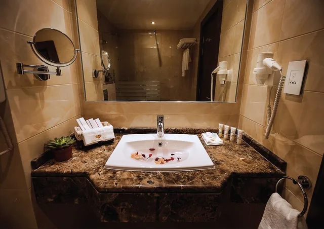 غرفة قياسية بسريرين منفصلين، Seven Roses Hotel 3/4