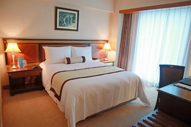 جناح بزنس، Mason Hotel Shanghai 1/2
