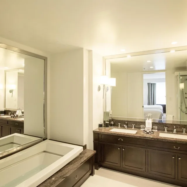 Urban, Vip, Suite, King Bed, Lounge Access، Hotel Le Bonne Entente 4/5