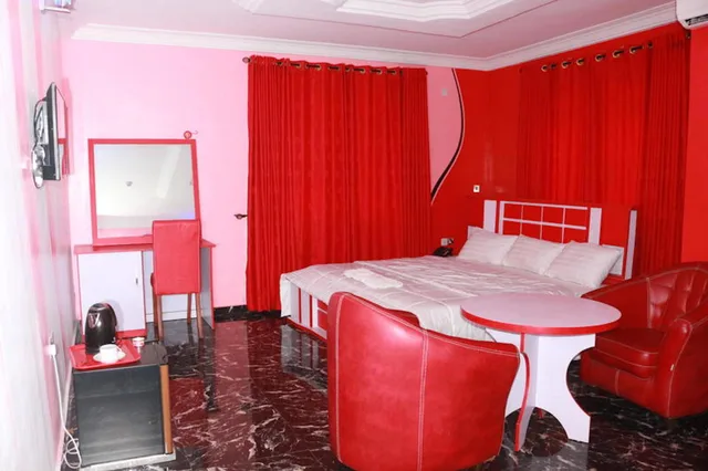 غرفة ديلوكس بسرير مزدوج، Resdon Hotel And Suites 2/4