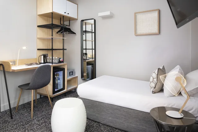 غرفة رباعية، Hotel Paris Bastille 9/10