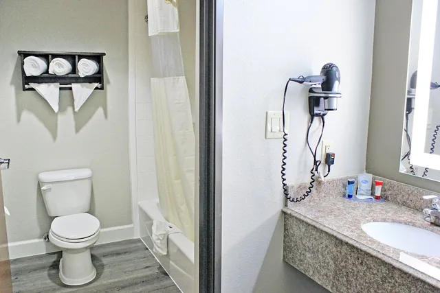 غرفة قياسية بسريرين كوين، Palacio Royale Inn Houston Nw 3/4