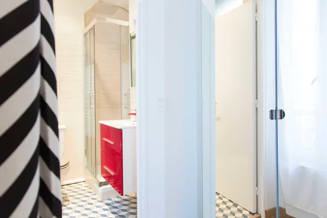 غرفة سوبيريور بسرير كوين، Maison Urbaine 8/8