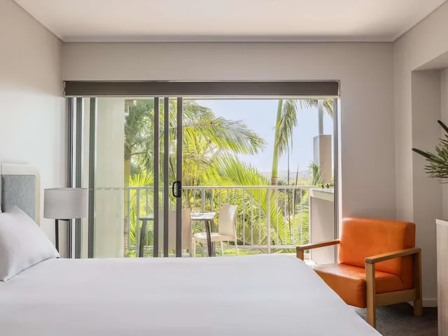 Room, Peppers Salt Resort and Spa 2/4