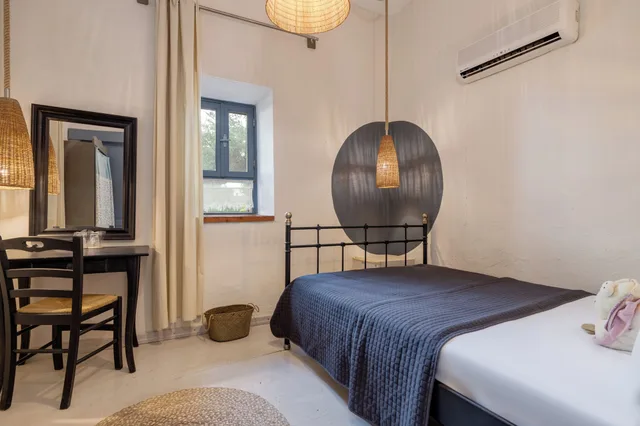 غرفة عائلية بسرير مزدوج وسريرين منفصلين بشرفة، Aral Tatil Ciftligi 7/10