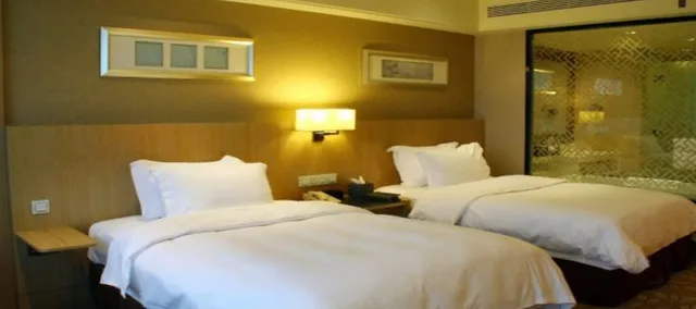 Deluxe Twin Bed Room, Quanzhou C&D Hotel 5/10