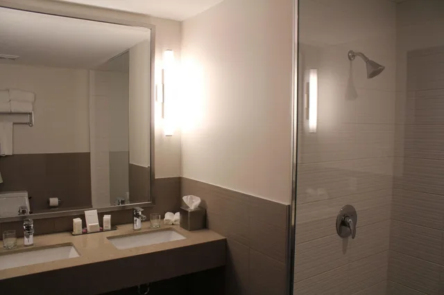 Efficiency, Suite, Multiple Beds، Les Suites Victoria Ascend Hotel Collection 4/4