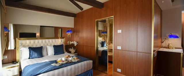 غرفة بريميير بسرير كينج، Santa Croce Boutique Hotel 3/10