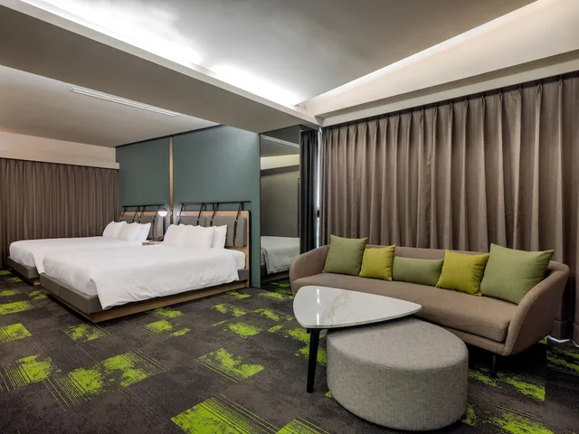 Family Suite, Executive, 2 Queen Beds, Kung Shang Design Hotel 7/10
