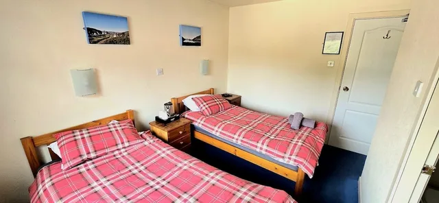 غرفة بسريرين منفصلين، Strathcarron Hotel 1/1